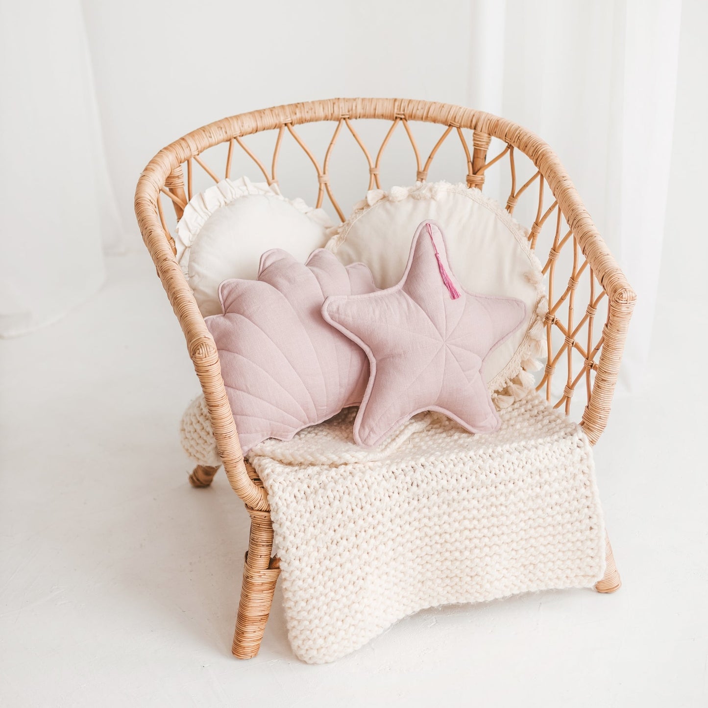 MINICAMP Linen Sea Star Pillow – Pink Throw Pillow for Coastal & Beach Decor