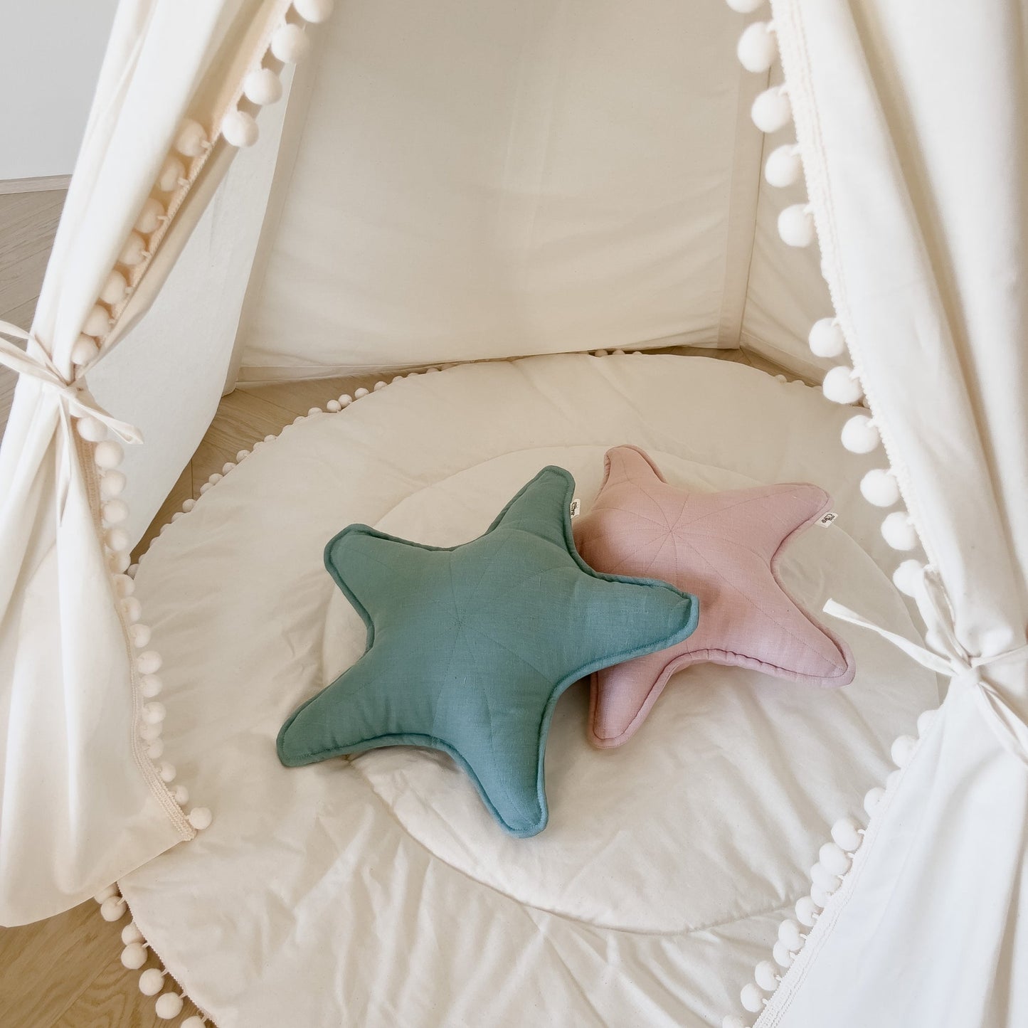 MINICAMP Linen Sea Star Pillow – Pink Throw Pillow for Coastal & Beach Decor