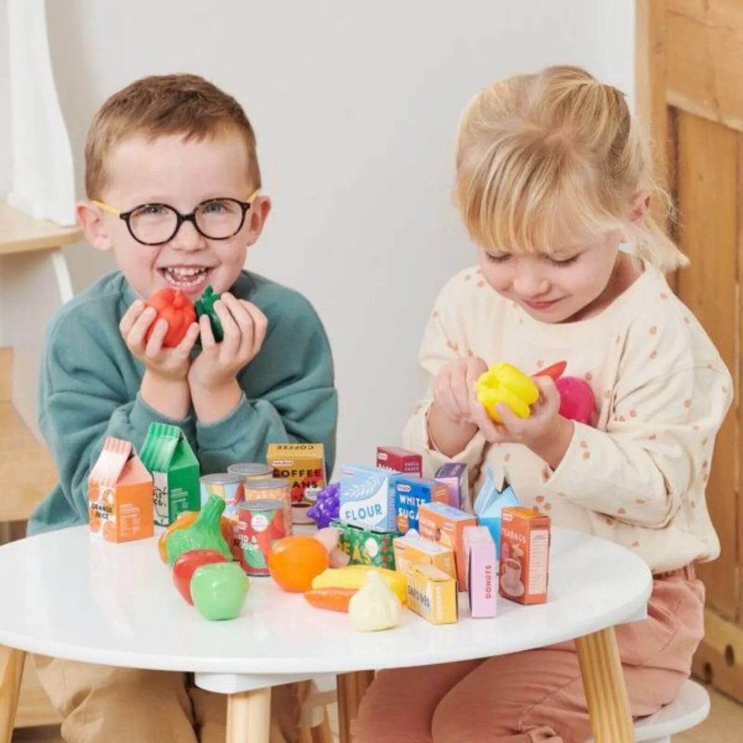 Casdon Grocery Set - Edie And I