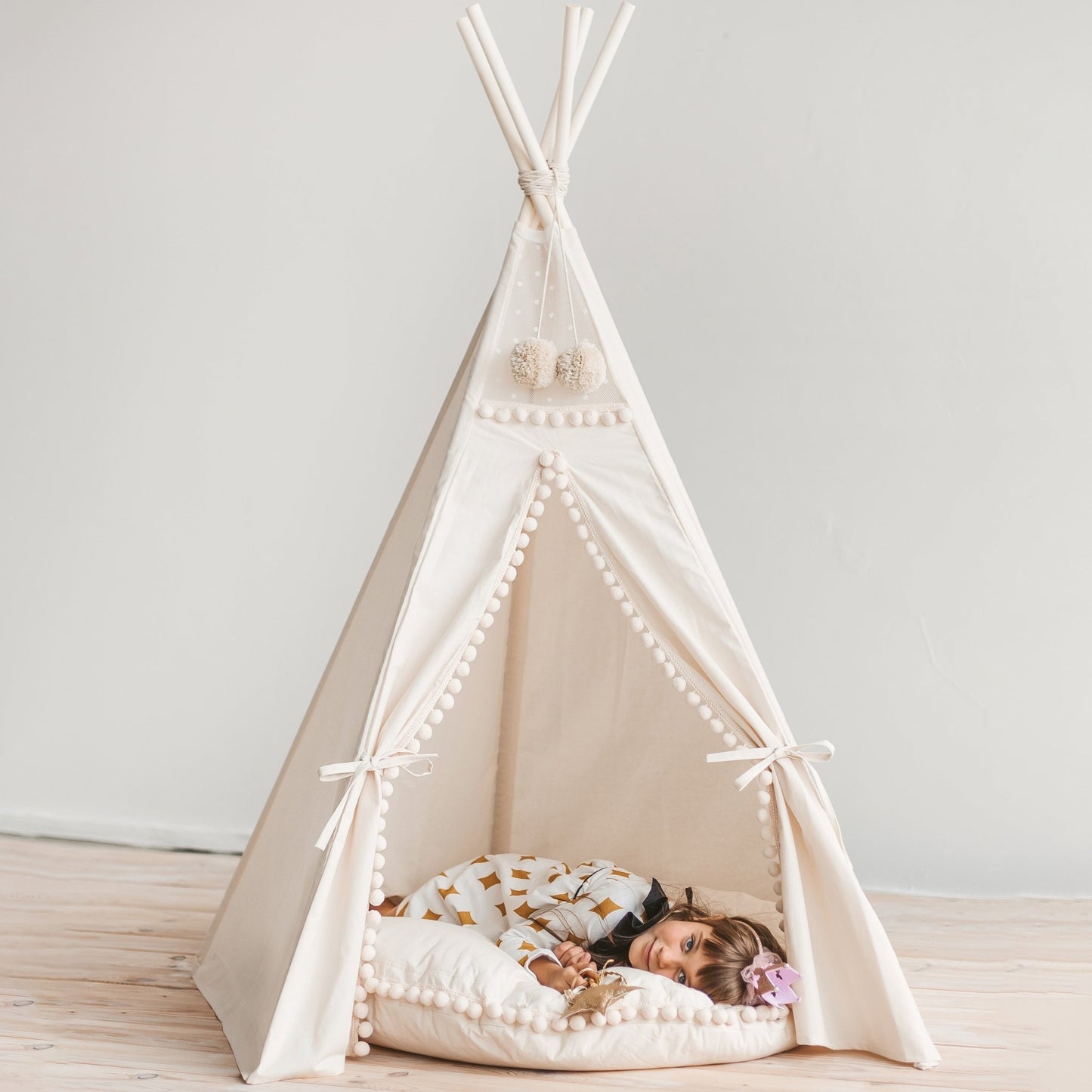 MINICAMP Original Play Tent With Pompoms - Edie And I